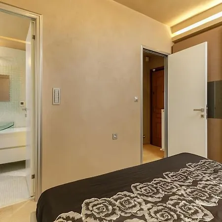 Mega Suite On The Sea Peraia  Exterior photo