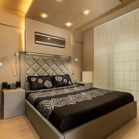 Mega Suite On The Sea Peraia  Exterior photo